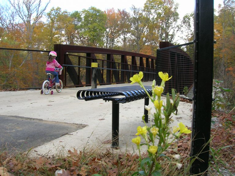 Ohio River Levee Bike/Pedestrian Trail Louisville, KY Strand Associates, Inc.