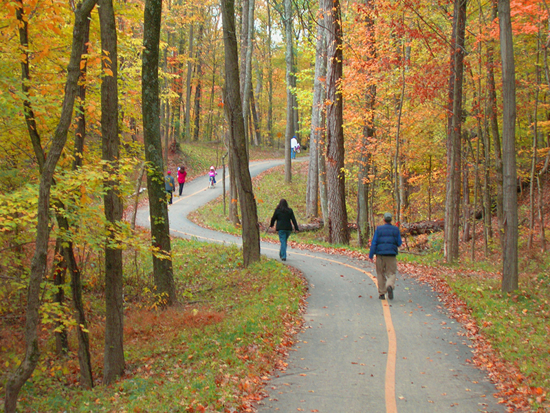 Ohio-River-Levee-BikePedestrian-Trail-3